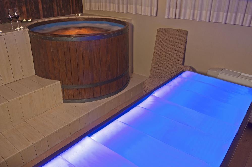 Cdh Radda Hotel